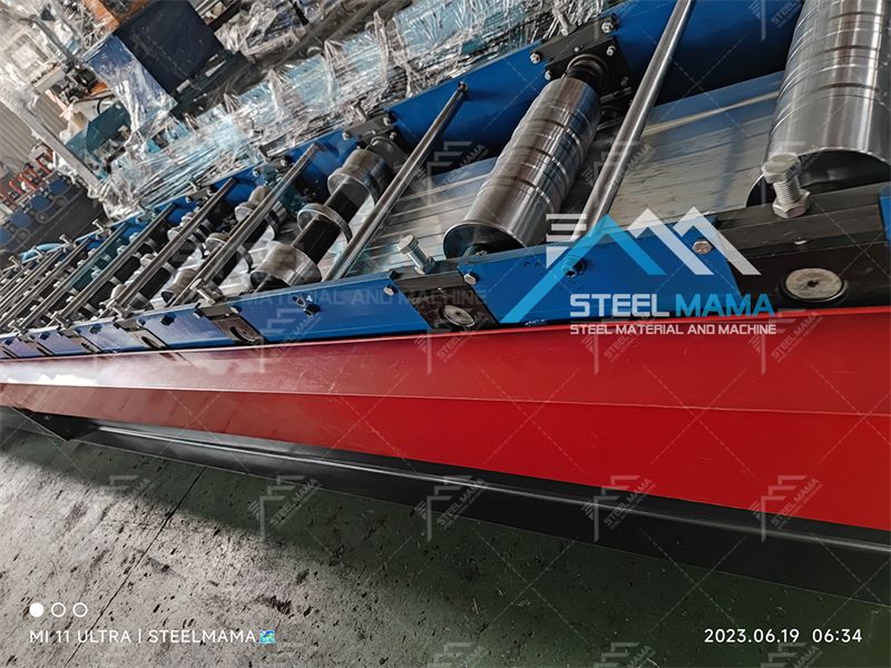 proveedor de m&aacute;quinas para techos con costura alzada