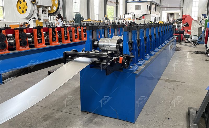 C Purlin M&aacute;quina 