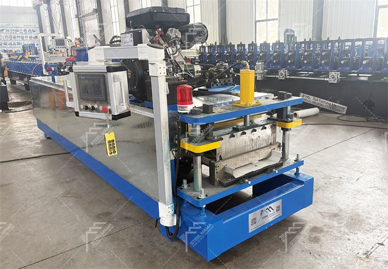 M&aacute;quina de techo de metal con costura vertical 