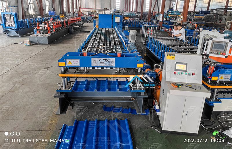 M&aacute;quina formadora de rollos en fr&iacute;o trapezoidal