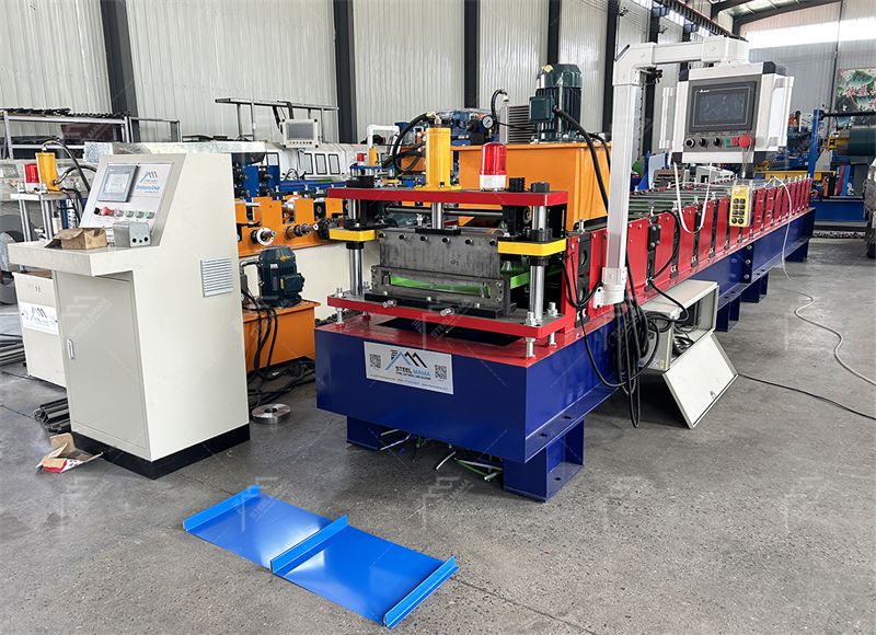 m&aacute;quina de techo de metal de costura de pie