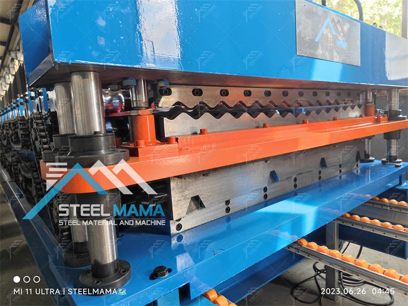 M&aacute;quina de chapa de techo trapezoidal TR4