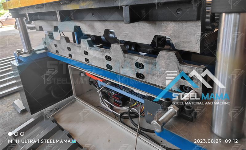 m&aacute;quinas de l&aacute;minas de techo ibr