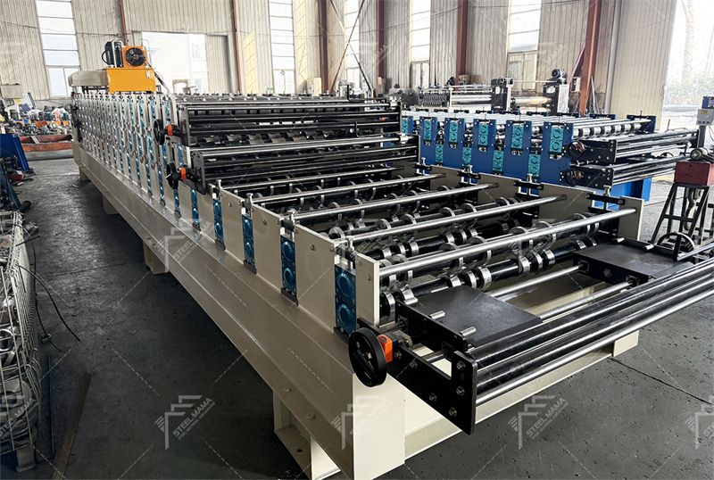 M&aacute;quina perfiladora de tres capas