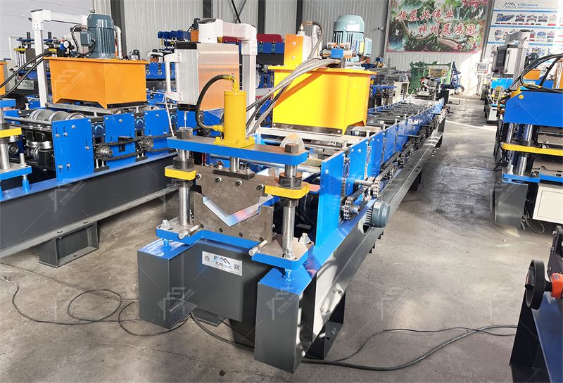 m&aacute;quina de tapa de cresta