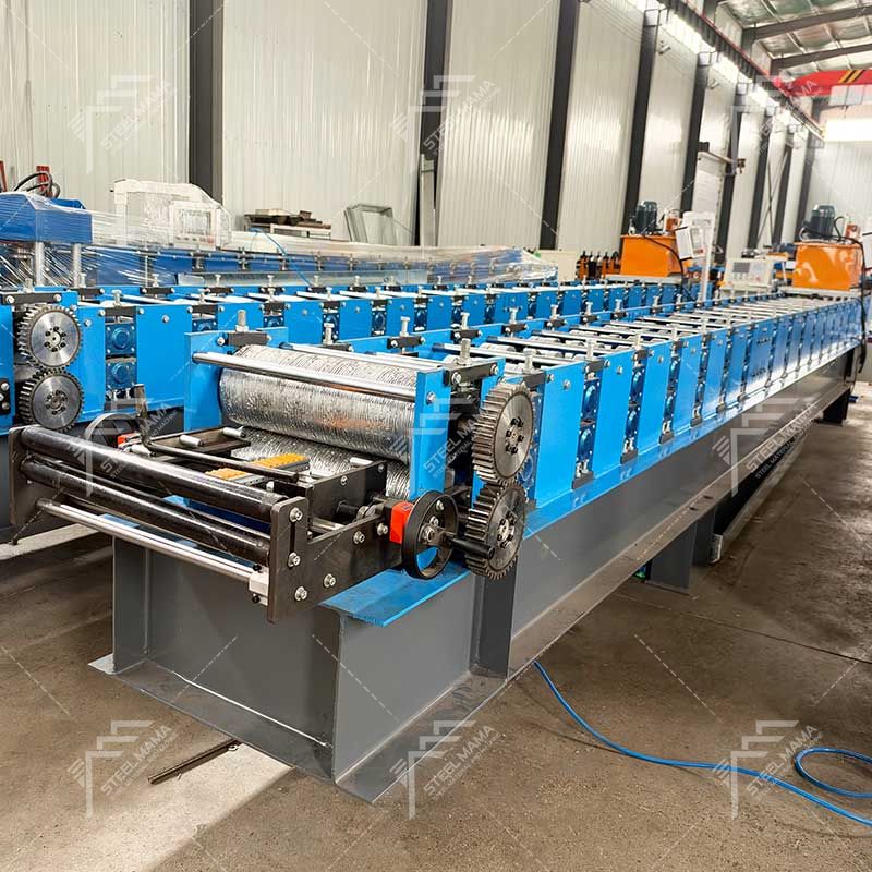 Máquina formadora de rollos de láminas de techo con bloqueo automático 303 de alta velocidad popular de Ghana para la industria de techado
