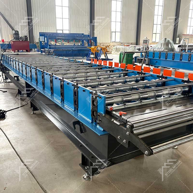 Máquina formadora de rollos de láminas para techos trapezoidales TR6 de fácil operación popular en Colombia