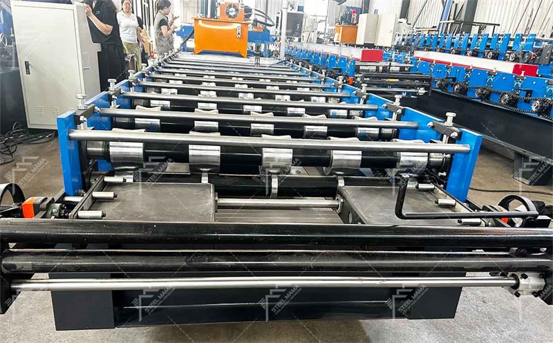 m&aacute;quina de l&aacute;minas de acero galvanizado para techos steelmama IBR