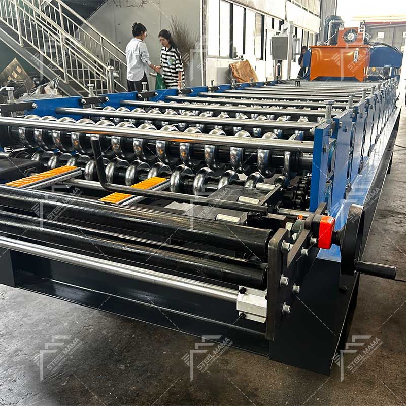 Fabricante de venta directa de fábrica 836 Máquina formadora de rollos de láminas de techo de paneles de metal galvanizado corrugado para Camerún