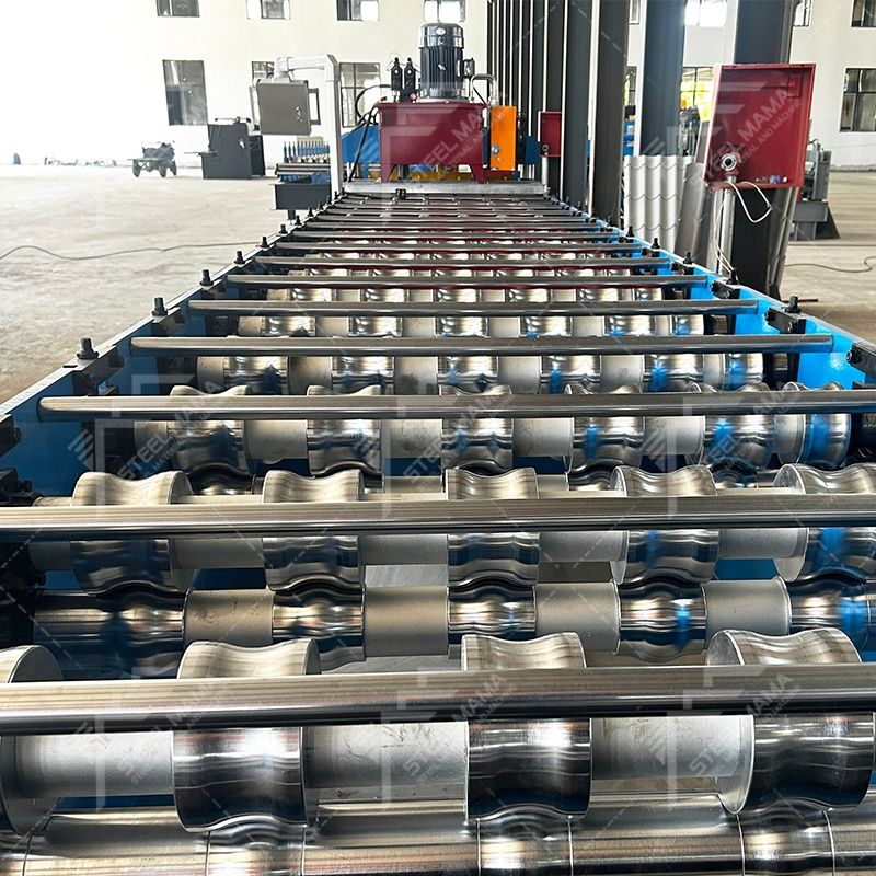 Máquina perfiladora de láminas de techo de tejas de perfil de acero galvanizado popular de Bolivia 815