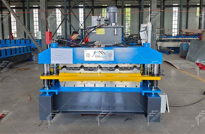 M&aacute;quina formadora de rollos de techo de doble capa
