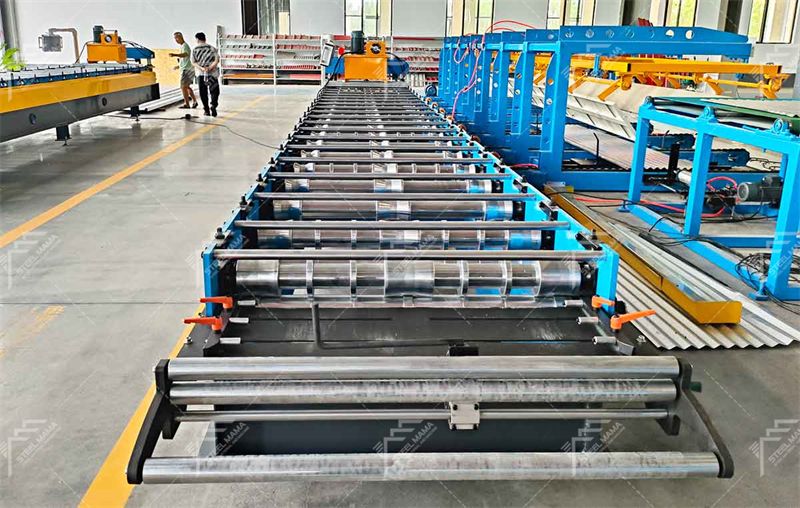 M&aacute;quina perfiladora de l&aacute;minas de techo de acero de color IBR 