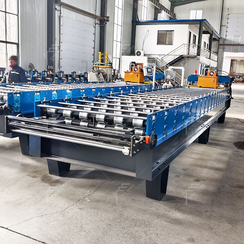 Máquina formadora de rollos de láminas para techos trapezoidales de alta velocidad 1025 al por mayor de fábrica para Ghana