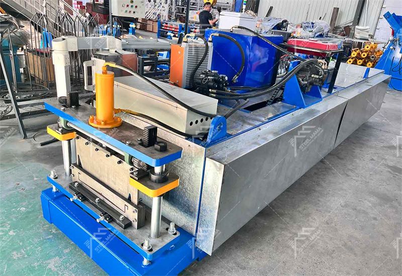 M&aacute;quina formadora de rollos de costura vertical port&aacute;til Kr24 