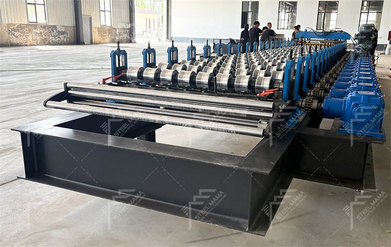 M&aacute;quina de paneles de techo trapezoidales de metal 
