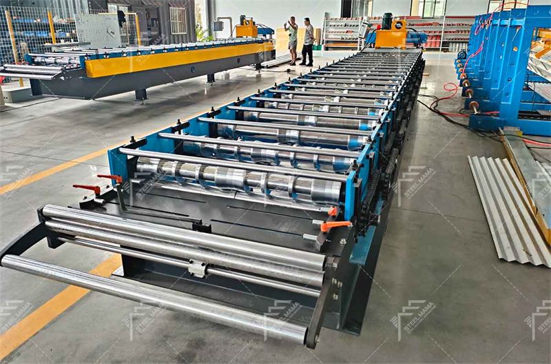 M&aacute;quina formadora de paneles de techo fr&iacute;o trapezoidales