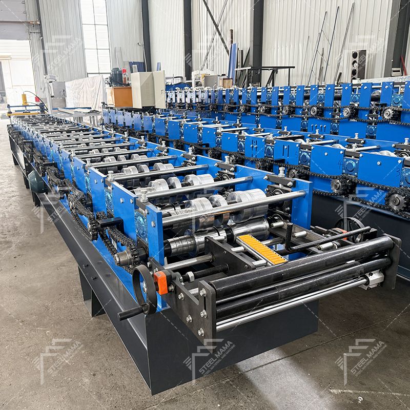 Máquina formadora de rollos de paneles con clip para techos de metal, cierre automático de costura permanente, popular ruso