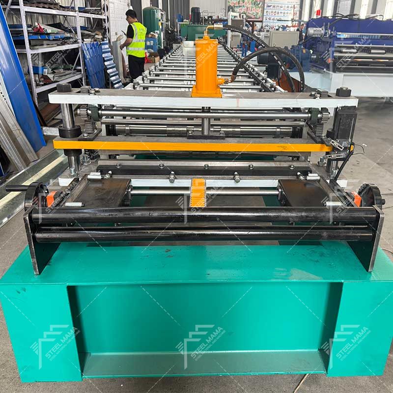 Steelmama Sri Lanka Popular máquina formadora de rollos de láminas para techos trapezoidales 774 de alto rendimiento