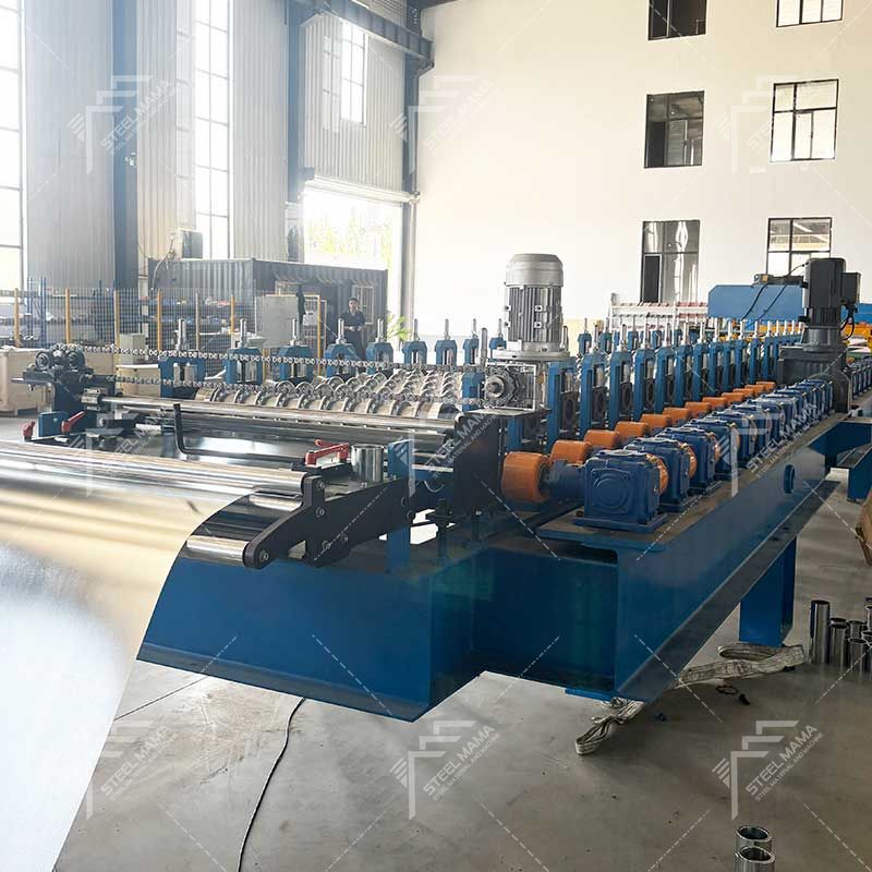 Máquina formadora de rollos de láminas de techo corrugado populares 836 de Bolivia duraderas de alto rendimiento Steelmama