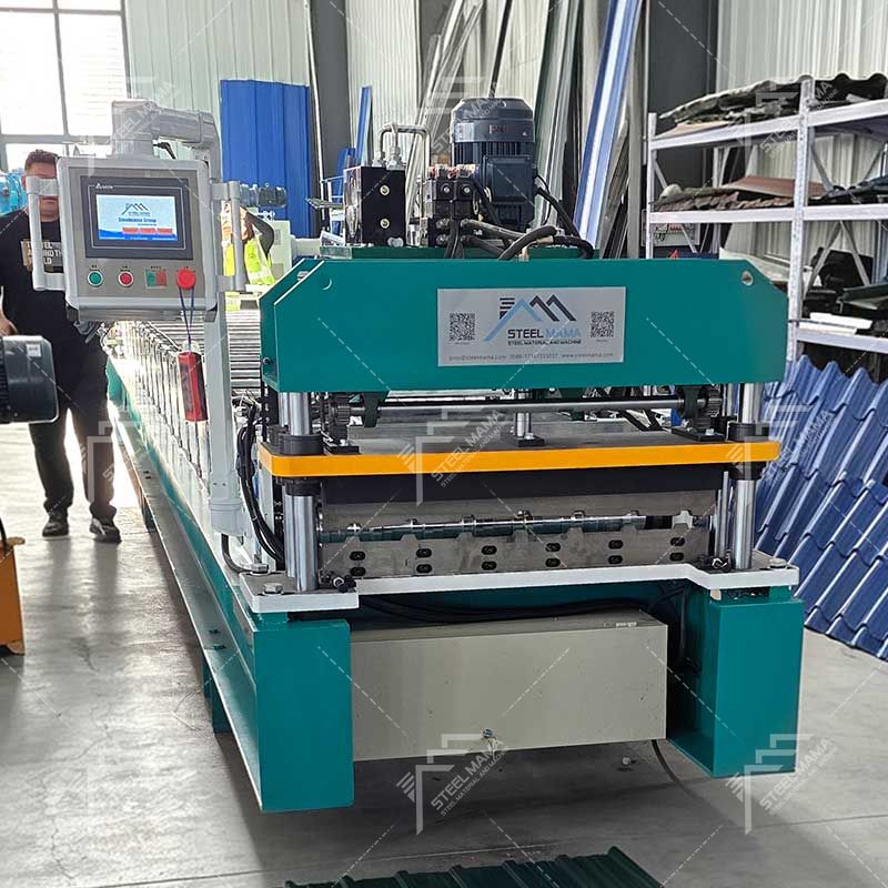 Steelmama Sri Lanka Popular máquina formadora de rollos de láminas para techos trapezoidales 774 de alto rendimiento