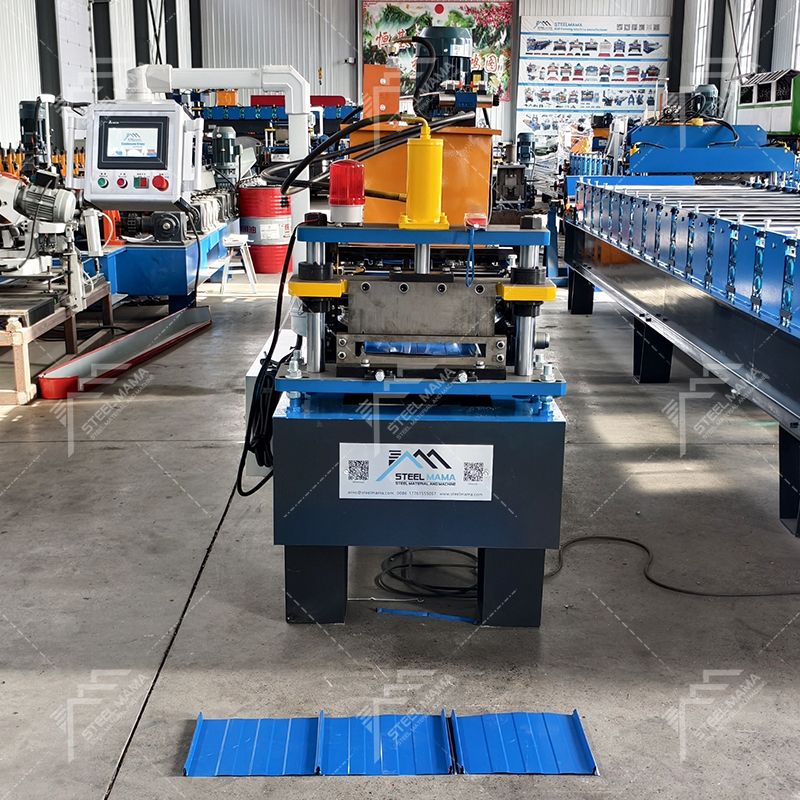 Máquina formadora de rollos de paneles de techo de metal con costura permanente completamente automática de primera calidad al por mayor de fábrica para Ghana