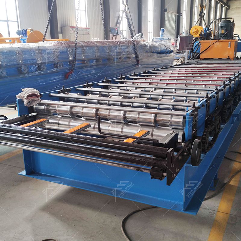 Máquina formadora de rollos de láminas de techo de tejas automáticas de alto rendimiento populares rusas
