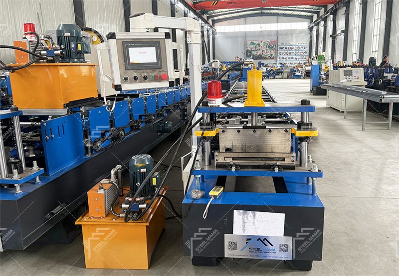 M&aacute;quina perfiladora de l&aacute;minas de techo con autobloqueo 