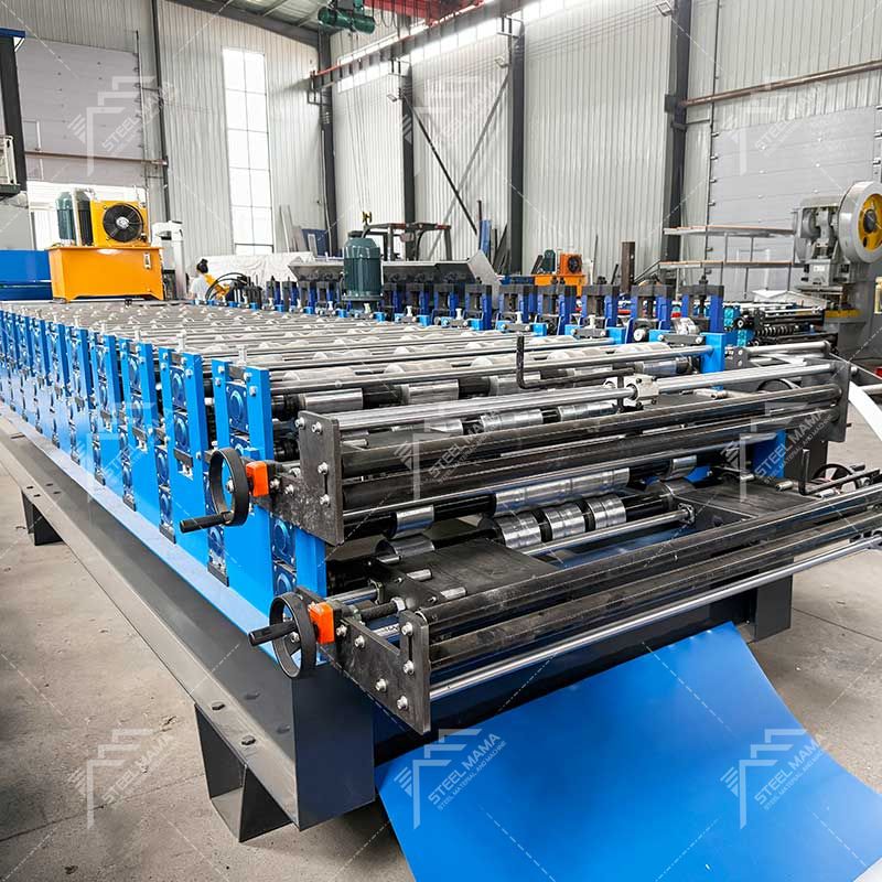 Máquina perfiladora de paneles para techos de doble capa Steelmama High Output 1100 IBR y 1040 para Georgia